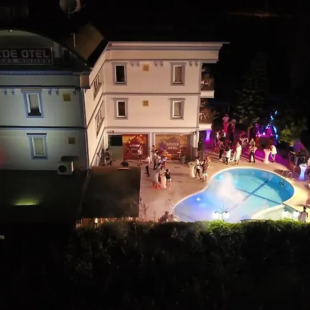 Rum i privatbostad Goezde Butik *